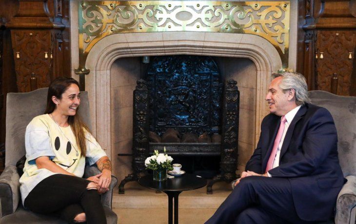 Macarena Sánchez y Alberto Fernández en Casa Rosada.