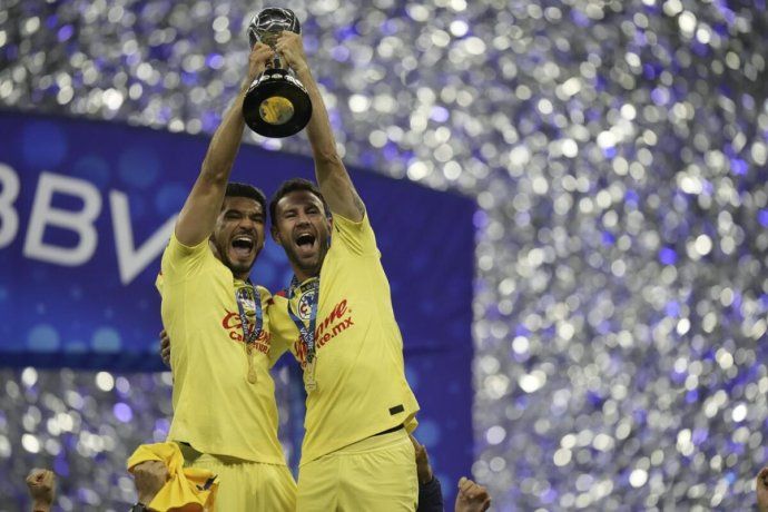 A comparación de otros festejos por coronarse campeón, si esta noche América conquista el tetracampeonato su celebración será con una cena íntima con familiares debido al aprepado calendario que le espera.