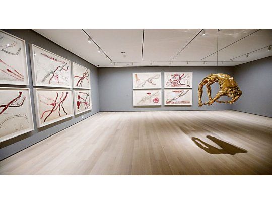 Bourgeois. Alrededor de 1.200 trabajos suyos pueden verse en el MOMA, incluyendo su poco conocida obra gráfica.