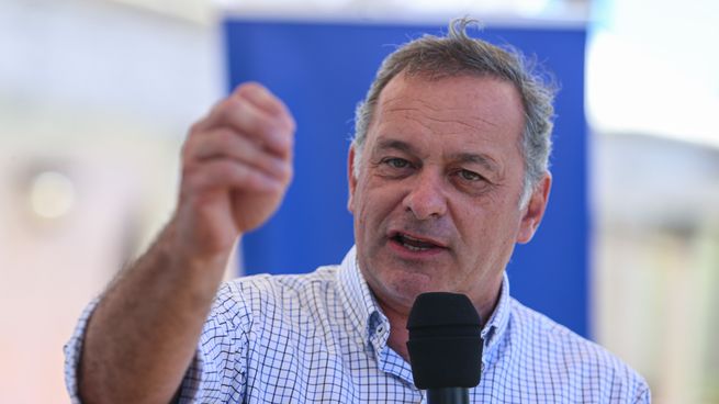 El precandidato a la presidencia uruguaya, Álvaro Delgado, negó que su spot viole la veda electoral.