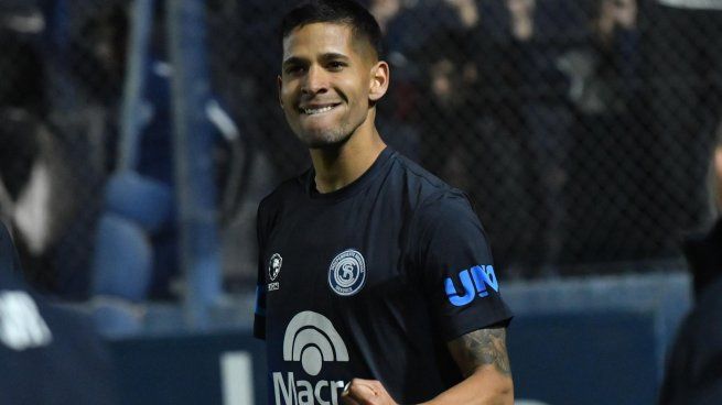 Triunfo y escándalo. Independiente Rivadavia ganó en Mendoza pero sus hinchas invadieron la cancha en pleno partido.&nbsp;