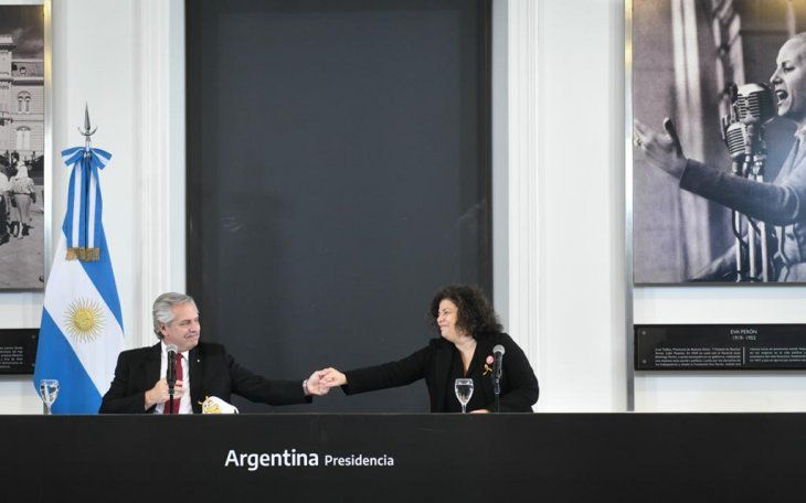 Alberto Fernández y Carla Vizzotti 