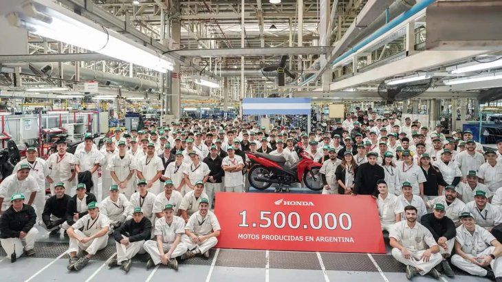 Hace poco se había llegado a la unidad 1.500.000 desde que se inauguró la planta en 2011. En 2025 se fabricaron 150.000 unidades en Campana, este año esperan superar esa cifra Hace poco se había llegado a la unidad 1.500.000 desde que se inauguró la planta en 2011. En 2025 se fabricaron 150.000 unidades en Campana, este año esperan superar esa cifra