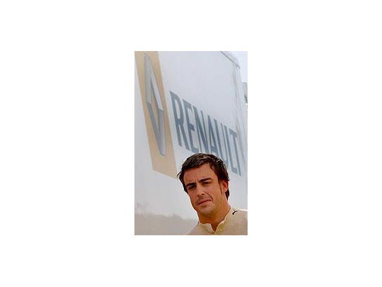 Los medios españoles afirman que Alonso correrá en Ferrari la próxima temporada.