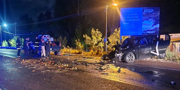 The Chevrolet Astra was destroyed after the impact. The Chevrolet Astra was destroyed after the impact.