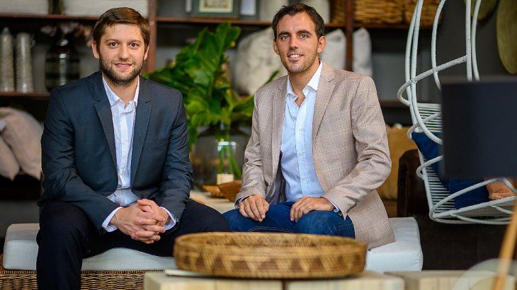 Bucai y Silvestre son una dupla imparable que desde el 2004 y, bajo la lógica problema - solución, no dudan en emprender, pensar, crear y hacer. 