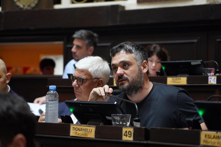 Facundo Tignanelli, titular del bloque de Fuerza Patria en la Cámara de Diputados bonaerense. Facundo Tignanelli, titular del bloque de Fuerza Patria en la Cámara de Diputados bonaerense.