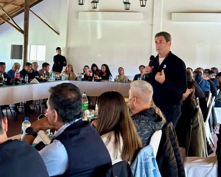 Sergio Uña abroqueló el peronismo de San Juan en su precandidatura a presidente de la Nación. Sergio Uña abroqueló el peronismo de San Juan en su precandidatura a presidente de la Nación.