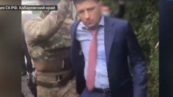 Conmoción en Rusia: gobernador fue detenido por el asesinato de empresarios