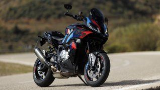 La nueva BMW M 1000 XR La nueva BMW M 1000 XR