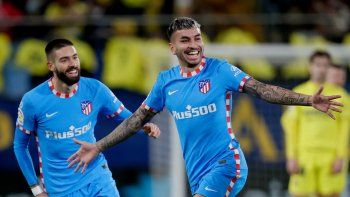 Ángel Correa convirtió un golazo desde mitad de cancha en el empate entre Atlético de Madrid y Villarreal.