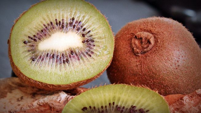 kiwi-1402844_1920.jpg