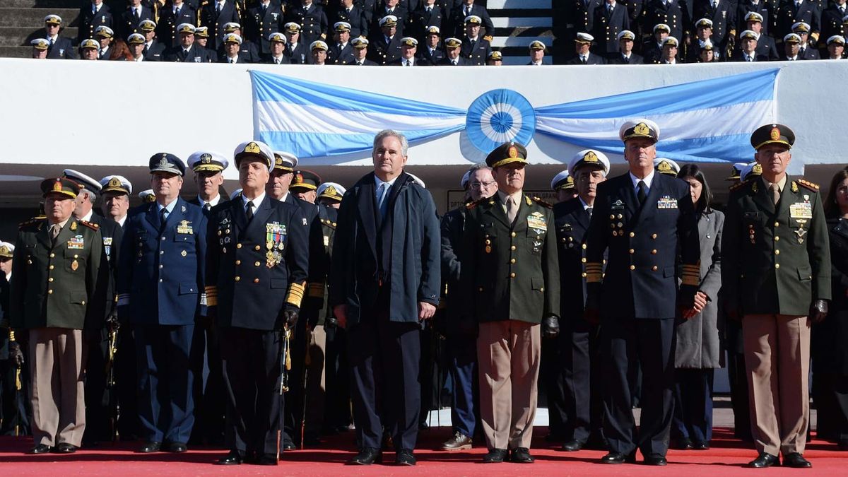 En el Día de la Armada se advirtió por el ajuste y se pidió recuperar capacidades estratégicas