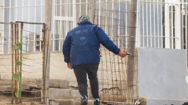 Un acto electoral terminó con forcejeos, piedrazos, insultos y tiros en Chubut.