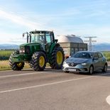 La circulación de maquinarias agrícolas está regulada por la Ley Nacional de Tránsito. La circulación de maquinarias agrícolas está regulada por la Ley Nacional de Tránsito.