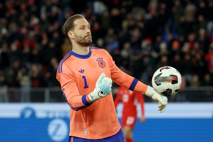Oliver Baumann perdió la titularidad tras haber sido clave en las eliminatorias. Oliver Baumann perdió la titularidad tras haber sido clave en las eliminatorias.