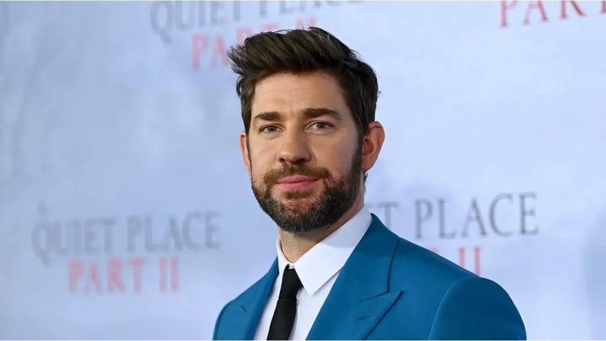 John Krasinski is the “sexiest man alive,” according to People magazine