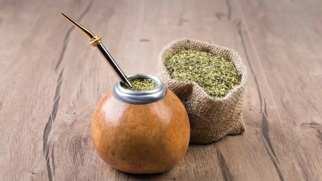 Los argentinos consumen en promedio 6 kg de yerba por año.&nbsp;