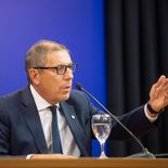 El ministro Gabriel Oddone envió señales al sector privado uruguayo sobre el rumbo del clima de negocios. El ministro Gabriel Oddone envió señales al sector privado uruguayo sobre el rumbo del clima de negocios.