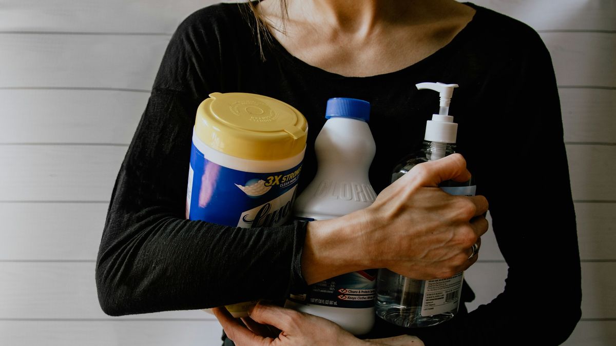 The Instagram trick to clean caps after summer