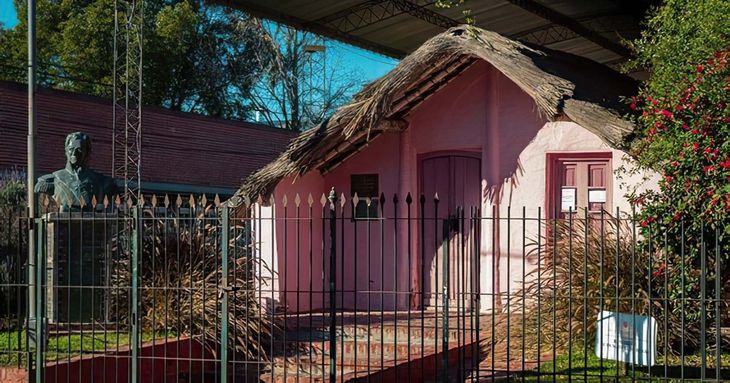 El Rancho de Juan Manuel de Rosas es parte de la historia de la localidad.