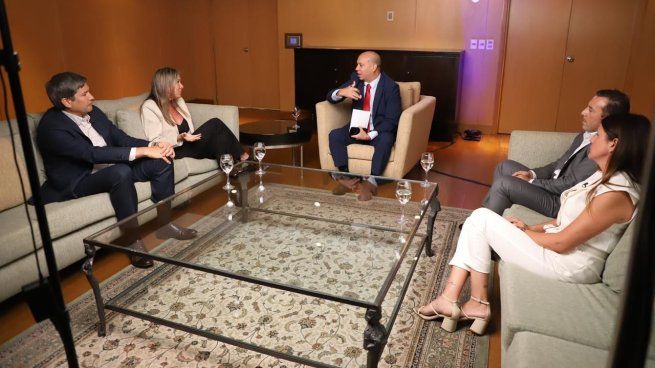 Referentes de distintos sectores dialogaron sobre la importancia de la eficiencia energética.