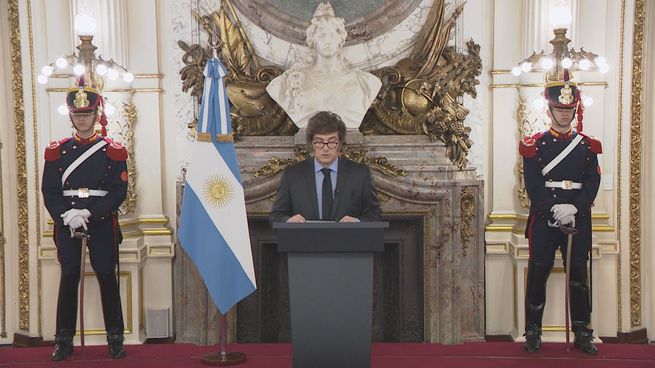 El presidente Milei presenta el presupuesto por cadena nacional.