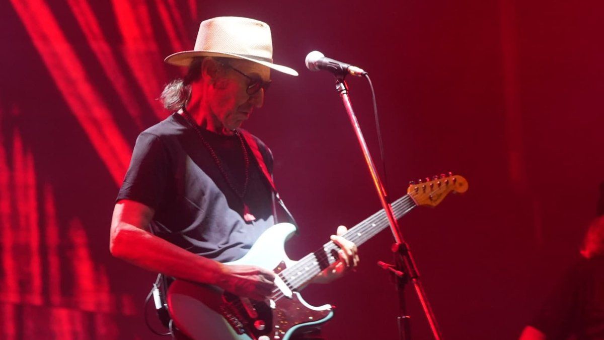 Skay Beilinson left the scene of Cosquín Rock in full show for technical failures: “I can’t touch”