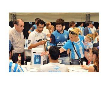 Los socios de Racing buscaron un cambio con la llegada de Milito. Los socios de Racing buscaron un cambio con la llegada de Milito.
