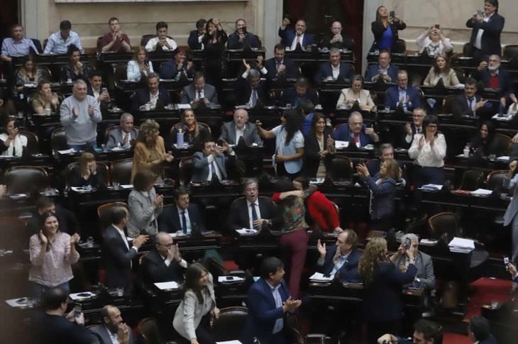 Votación contra vetos Festejos