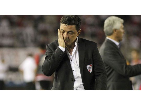 Gallardo no encuentra el camino en River tras la eliminación en el Libertadores.