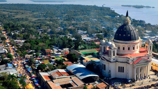 A orillas del Paraná, Itatí cautiva con sus costas tranquilas, islas y paisajes que invitan al descanso y la reflexión.