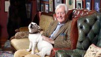 Benjamin Slade: el millonario británico que busca una pareja que quiera heredar su fortuna.