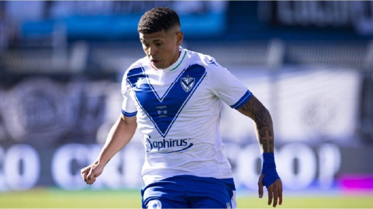 FIFA suspended a Vélez player and other Argentines for a year