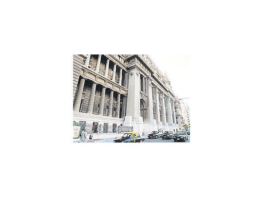 El PoderJudicialrequerirácasi 1.700millones depesos parafuncionar elaño próximo,deacuerdocon unproyecto depresupuestodelConsejo dela Magistratura.Esapartidanecesita dela aprobacióndelCongreso ydel superministroAlbertoFernández.