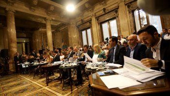 la oposicion consiguio dictamen en contra del dnu de extincion de dominio