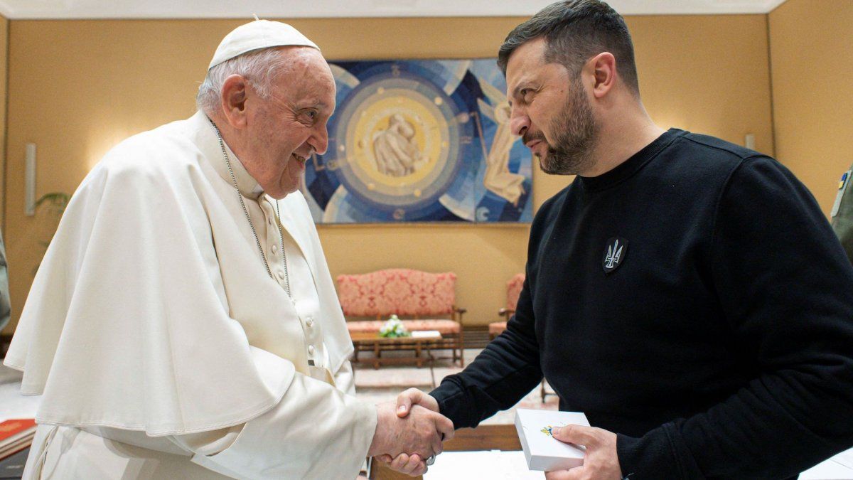 Volodimir Zelensky asked Pope Francis to support the Ukraine peace plan