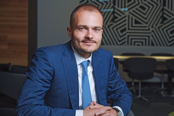 Thanks to his passion for studying and a constant curiosity, Michal Strnad achieved a fortune of millions by creating a business during his university days and then managing the family business. Thanks to his passion for studying and a constant curiosity, Michal Strnad achieved a fortune of millions by creating a business during his university days and then managing the family business.