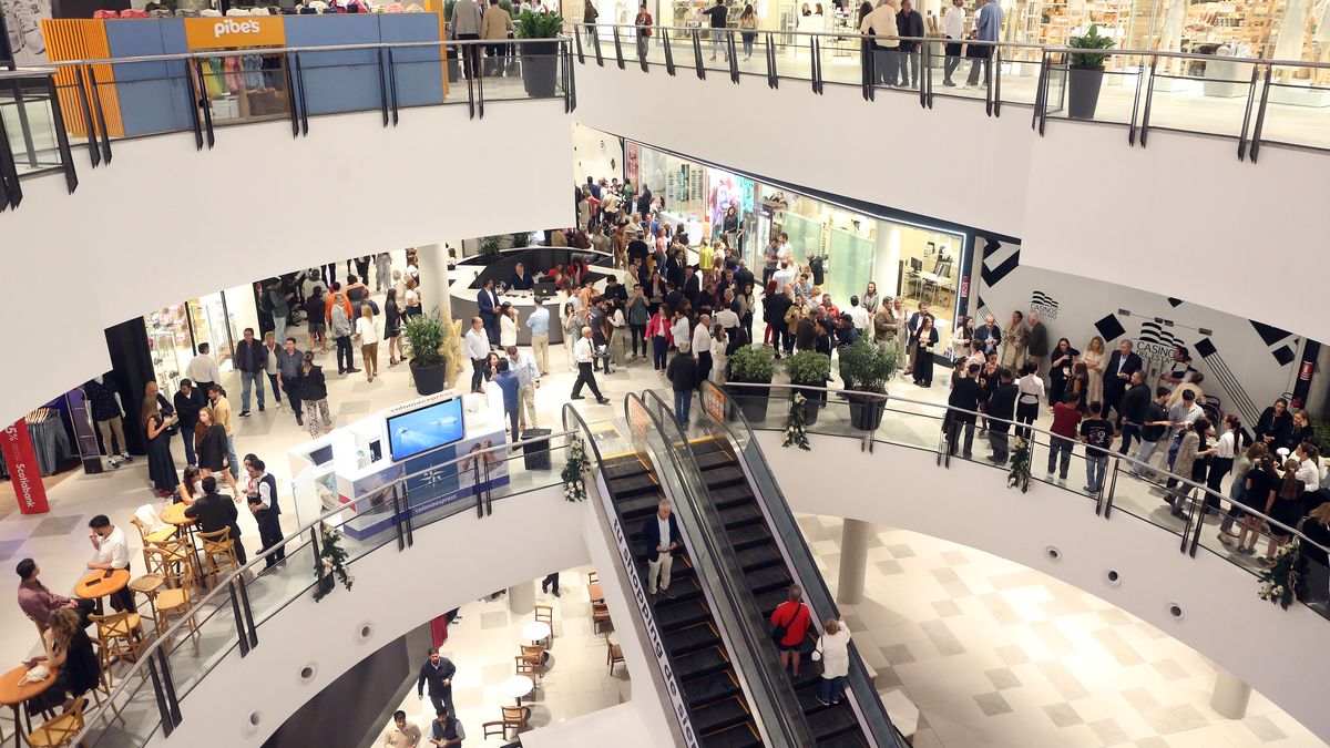 Punta Shopping is recovering 2,000 jobs, stated its manager
