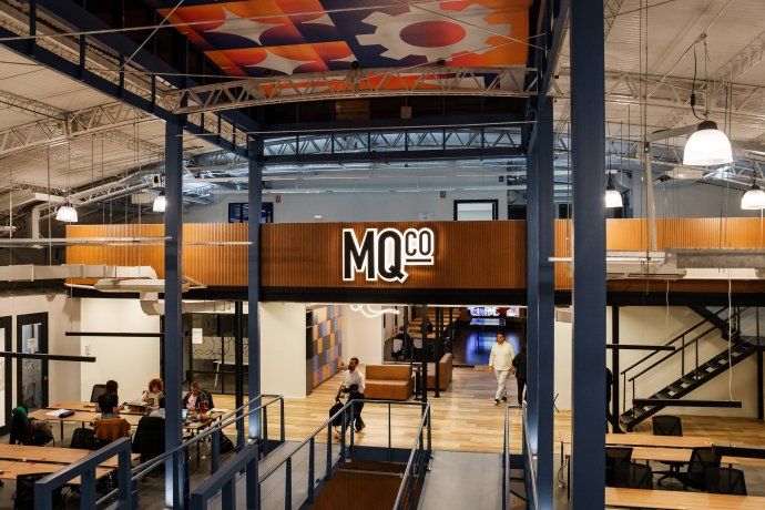 Es un formato que creció en pandemia, a veces empresas o profesionales comienzan con el coworking, y luego pasan a alquilar oficinas propias Es un formato que creció en pandemia, a veces empresas o profesionales comienzan con el coworking, y luego pasan a alquilar oficinas propias