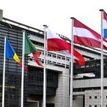 El organismo identificó la necesidad de una mayor coordinación, transparencia e intercambio de información entre los acreedores para asistir a Estados sobreendeudados. El organismo identificó la necesidad de una mayor coordinación, transparencia e intercambio de información entre los acreedores para asistir a Estados sobreendeudados.