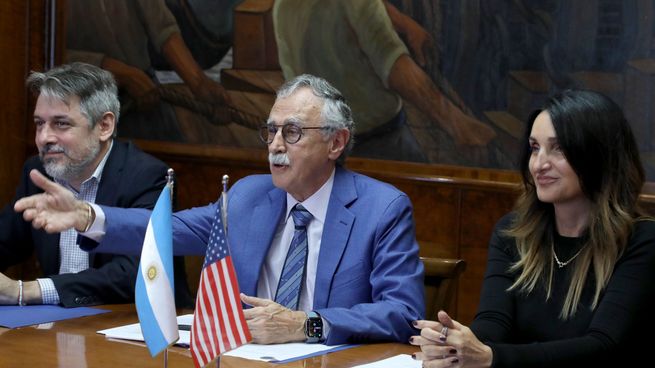 Mario Lugones se reunió con su par de Estados Unidos, Robert F. Kennedy Jr: los detalles del encuentro - Image 3