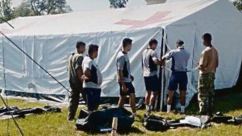 Testeo. El Ejército ya instala carpas hospitalarias en Chaco ante eventuales requerimientos. También ya se encuentran contenedores sanitarios en el Hospital Militar Central en Palermo.