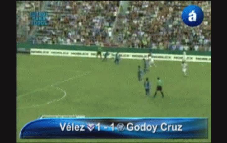 Vélez mereció mejor suerte ante Godoy Cruz