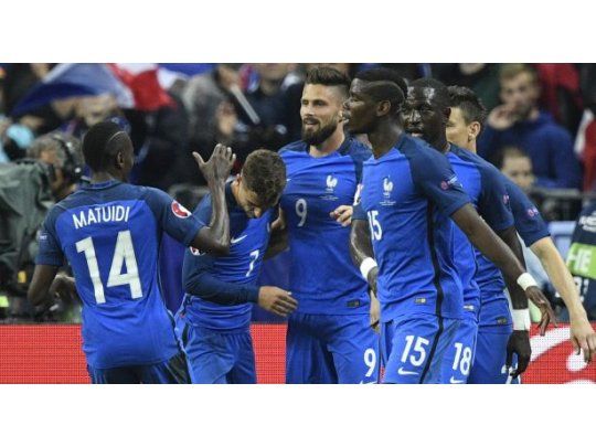 Francia terminó el cuento de hadas de Finlandia y se las verá con Alemania en la semifinal.