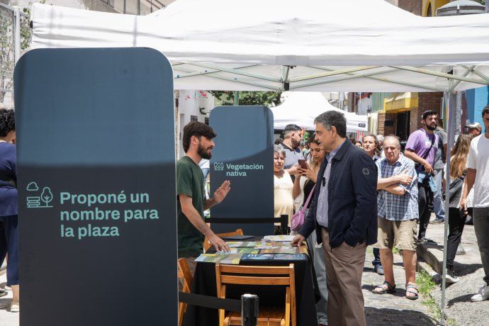 Jorge Macri recorri&oacute; laa zona junto a algunos vecinos.