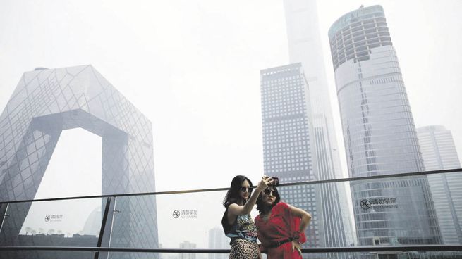 CAUTELA. China lucha por robustecer el consumo tras el desplome producto de la pandemia.