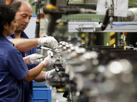 La producción industrial pyme cayó 3,9% interanual en junio
