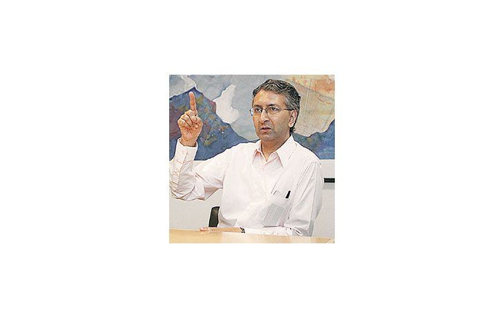 Para Joydeep Mukherji, director de calificaciones soberanasde S&P, la falta de acceso de la Argentina a los mercados internacionalesde deuda condicionará una mejora de la nota.
