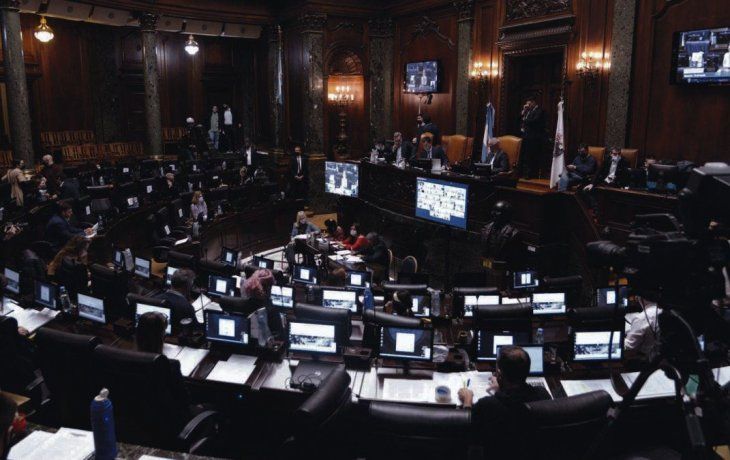 proponen una comision para personas mayores en la legislatura portena